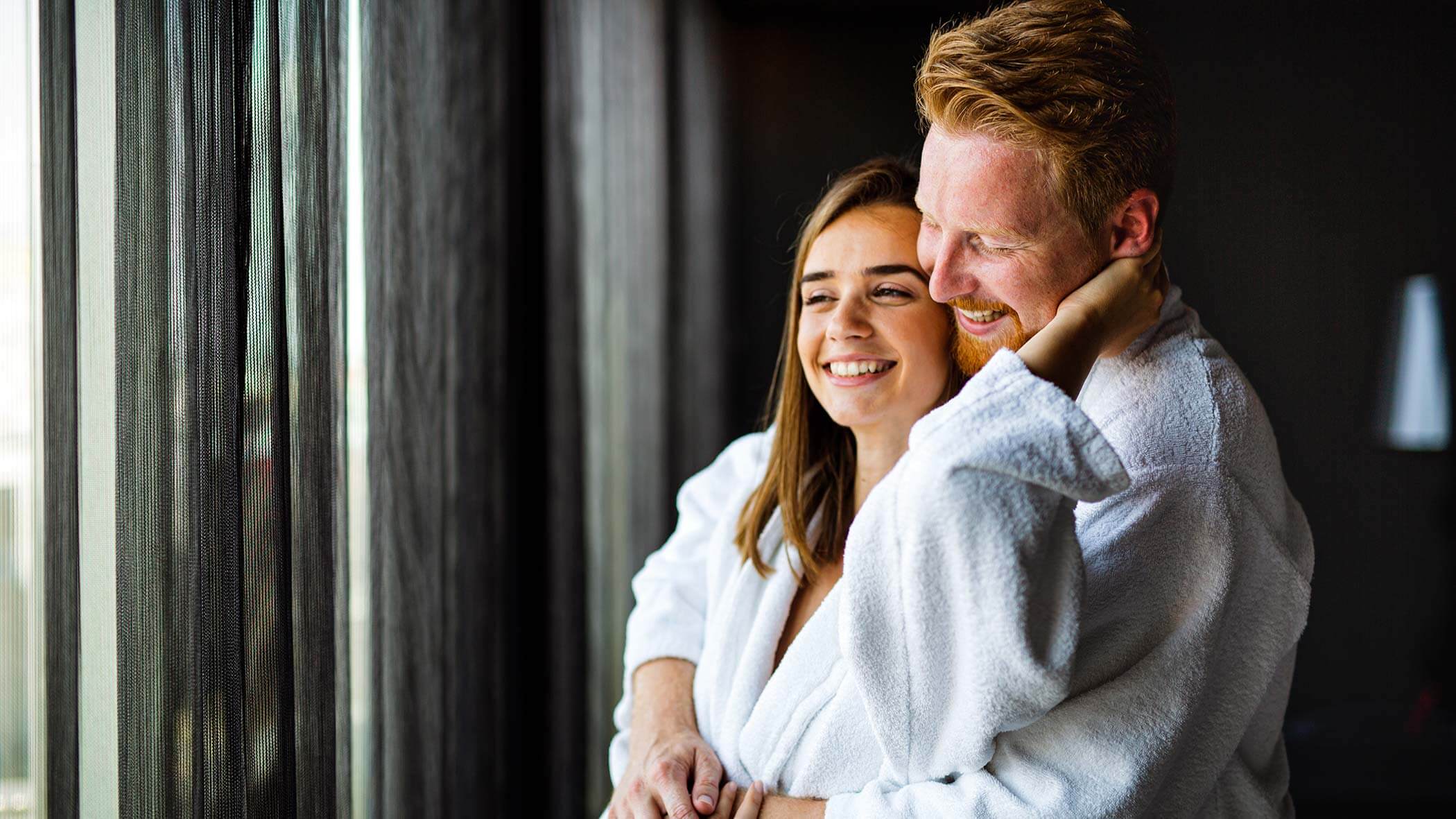 Coppia nel hotel benessere